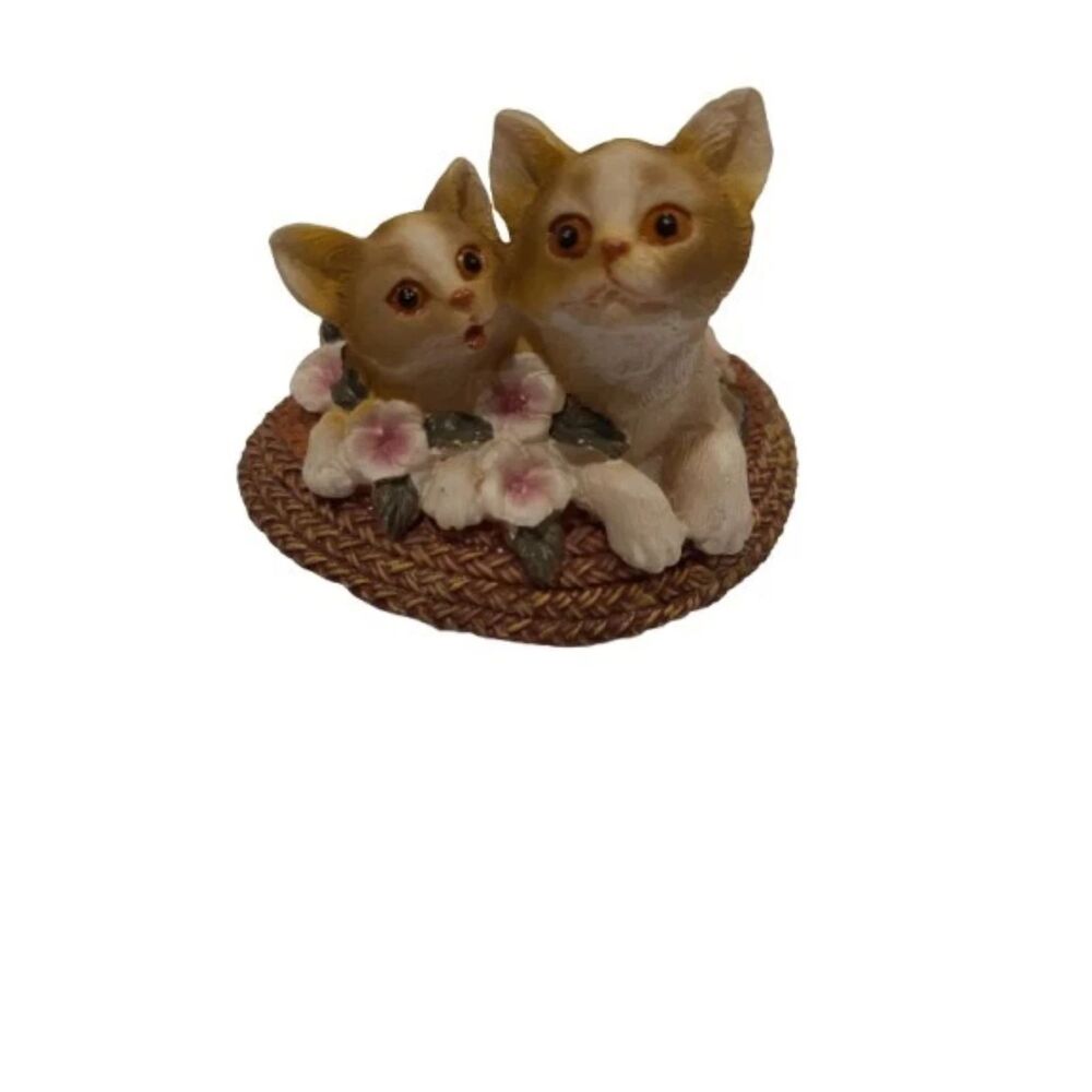 Vintage Mother Cat & Kitten Resin Figurine in Wicker Hat